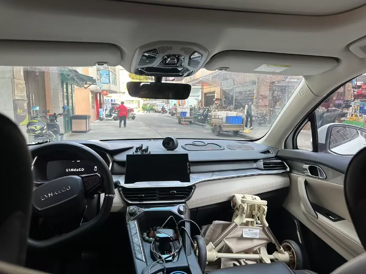 2022 Roewe i6 MAX BEV 61.1KWH,autocango,china used car exporter,china ev exporter,chinese used car exporter,chinese used ev exporter