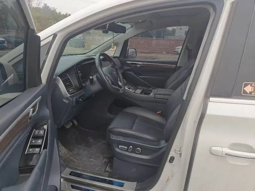 2021 GAC Trumpchi M8 2.0T 252HP L4 8AT,autocango,china used car exporter,china ev exporter,chinese used car exporter,chinese used ev exporter