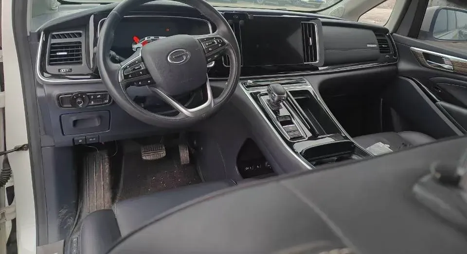 2021 GAC Trumpchi M8 2.0T 252HP L4 8AT,autocango,china used car exporter,china ev exporter,chinese used car exporter,chinese used ev exporter
