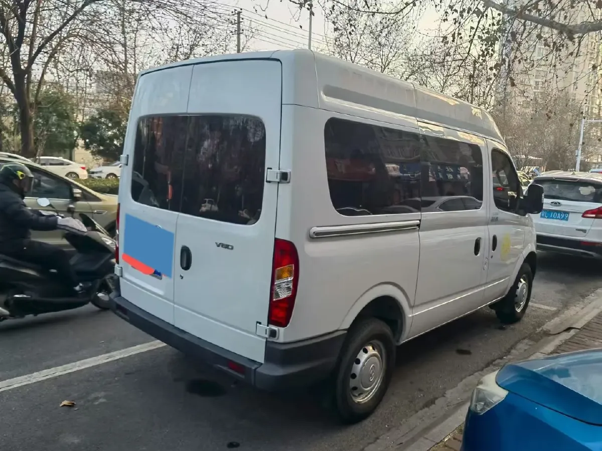 2020 MAXUS XinTu V80 2.5T 136HP L4 6MT,autocango,china used car exporter,china ev exporter,chinese used car exporter,chinese used ev exporter