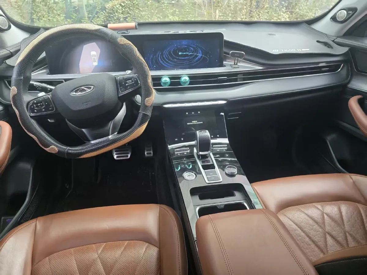 2021 Chery Tiggo 8 Plus 1.6T 197HP L4 7DCT,autocango,china used car exporter,china ev exporter,chinese used car exporter,chinese used ev exporter