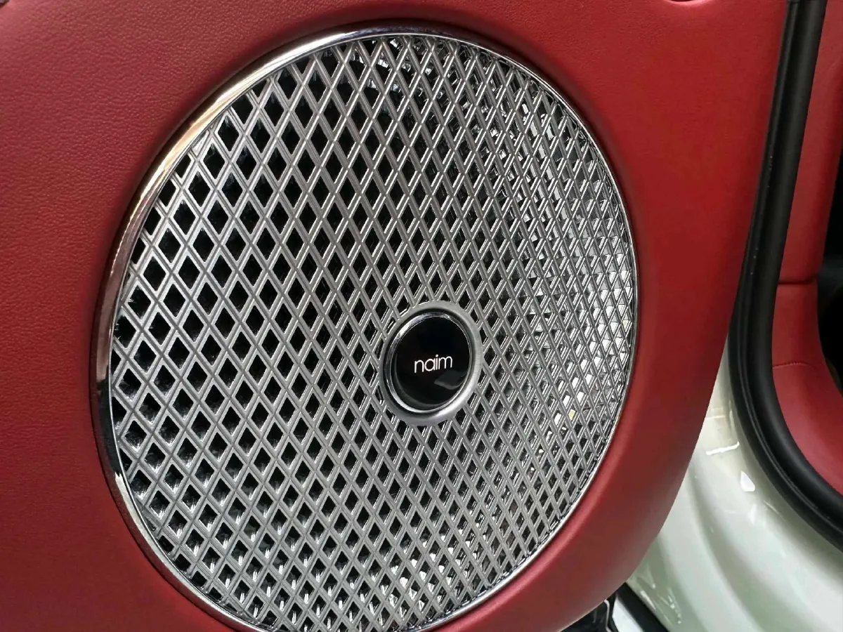 2022 Bentley Bentayga 4.0T 550HP V8 8AT,autocango,china used car exporter,china ev exporter,chinese used car exporter,chinese used ev exporter