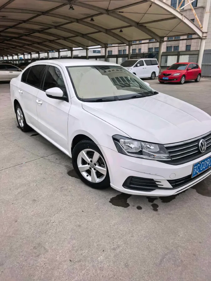 2019 Volkswagen T-Cross 1.5L 113HP L4 6AT,autocango,china used car exporter,china ev exporter,chinese used car exporter,chinese used ev exporter