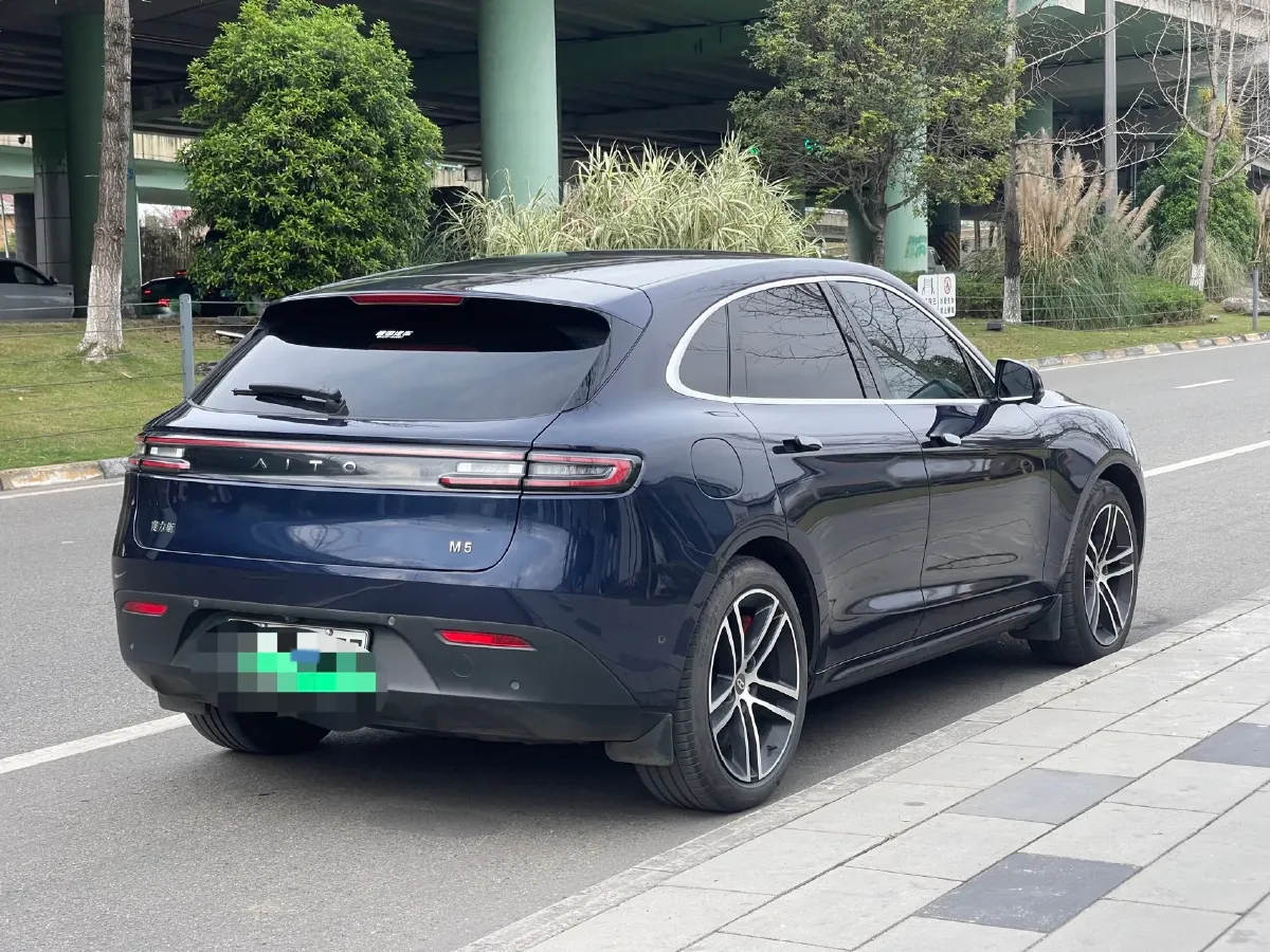 2022 AITO AITO M5 Range Extended 125HP REEV 40KWH,autocango,china used car exporter,china ev exporter,chinese used car exporter,chinese used ev exporter