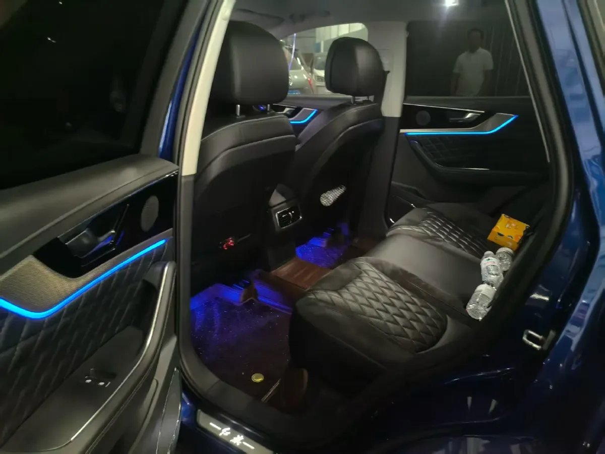 2019 HongQi HS5 2.0T 224HP L4 6AT,autocango,china used car exporter,china ev exporter,chinese used car exporter,chinese used ev exporter