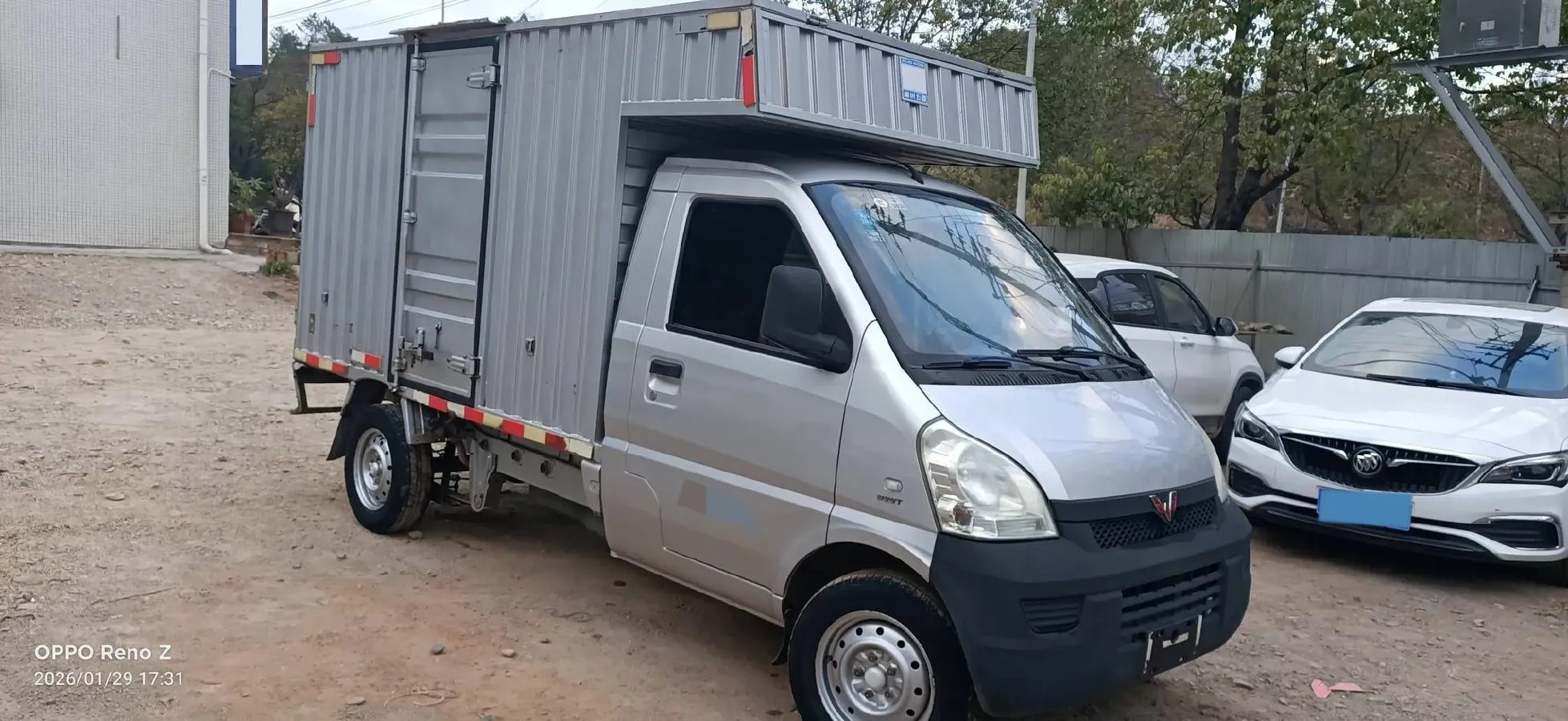 2016 WuLing ZhiGuang Mini Truck 1.2L 82HP L4 5MT,autocango,china used car exporter,china ev exporter,chinese used car exporter,chinese used ev exporter