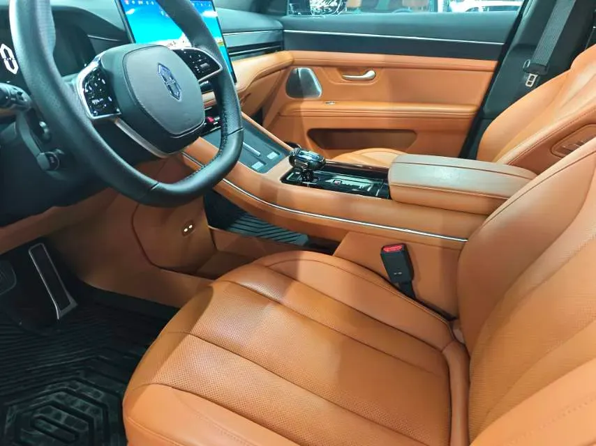 2024 AITO AITO M7 1.5T 152HP L4 REEV 42KWH,autocango,china used car exporter,china ev exporter,chinese used car exporter,chinese used ev exporter