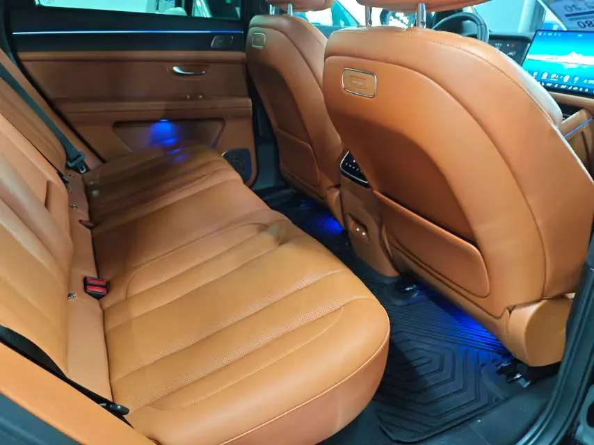 2024 AITO AITO M7 1.5T 152HP L4 REEV 42KWH,autocango,china used car exporter,china ev exporter,chinese used car exporter,chinese used ev exporter