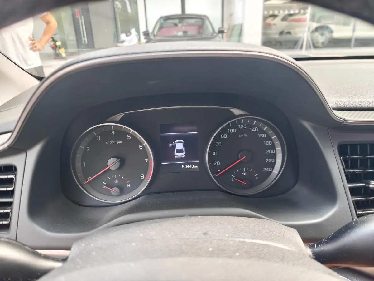 2020 Hyundai Elantra 1.5L 115HP L4 CVT,autocango,china used car exporter,china ev exporter,chinese used car exporter,chinese used ev exporter