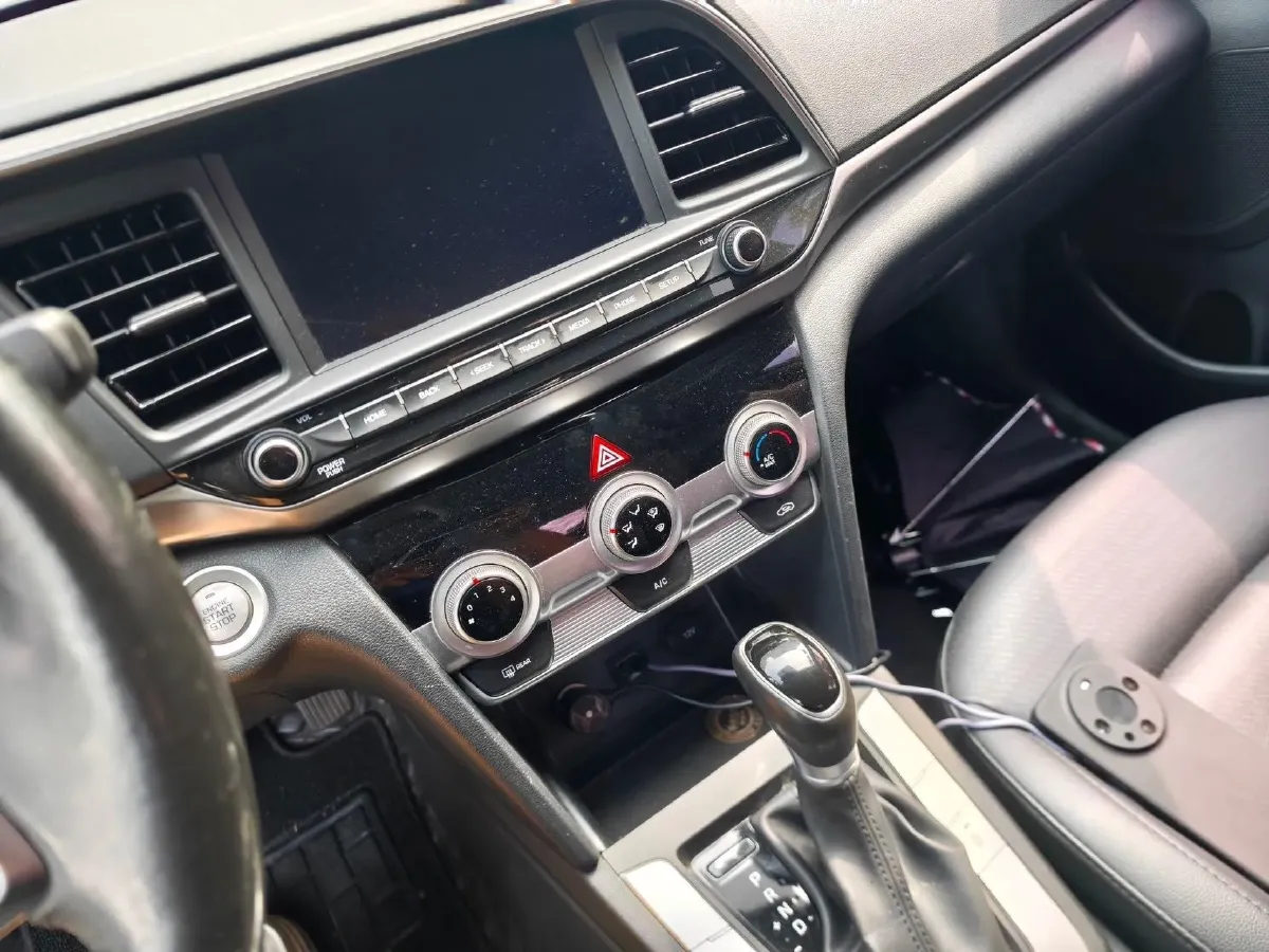 2020 Hyundai Elantra 1.5L 115HP L4 CVT,autocango,china used car exporter,china ev exporter,chinese used car exporter,chinese used ev exporter