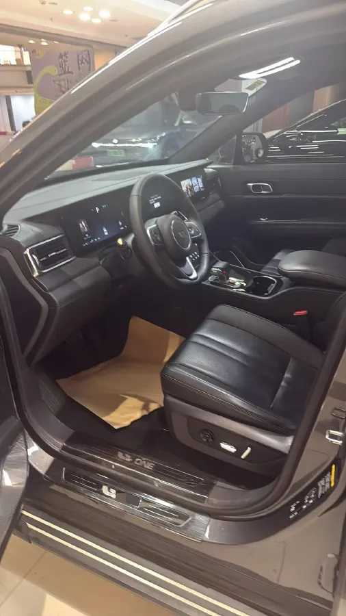 2020 Li ONE Range Extended 131HP REEV 40.5KWH,autocango,china used car exporter,china ev exporter,chinese used car exporter,chinese used ev exporter