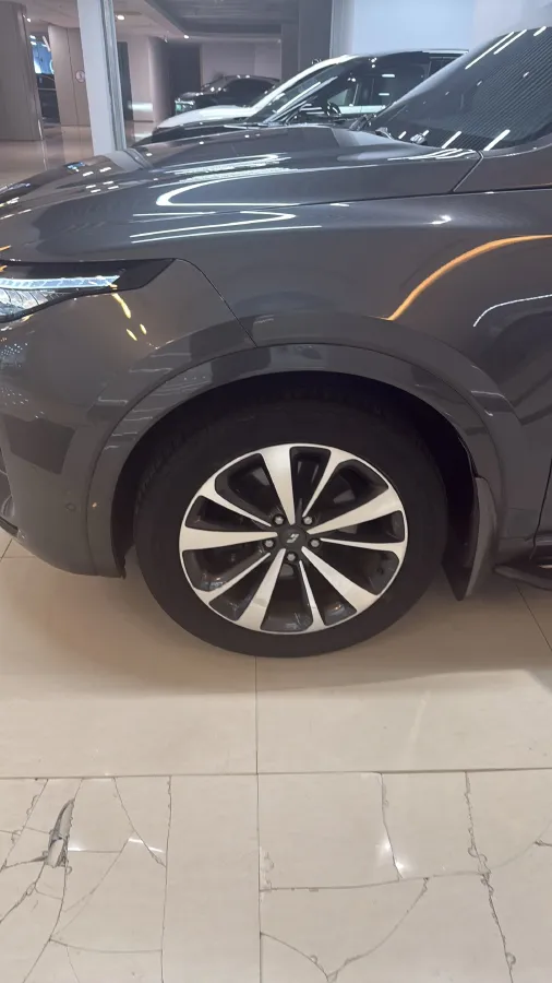 2020 Li ONE Range Extended 131HP REEV 40.5KWH,autocango,china used car exporter,china ev exporter,chinese used car exporter,chinese used ev exporter