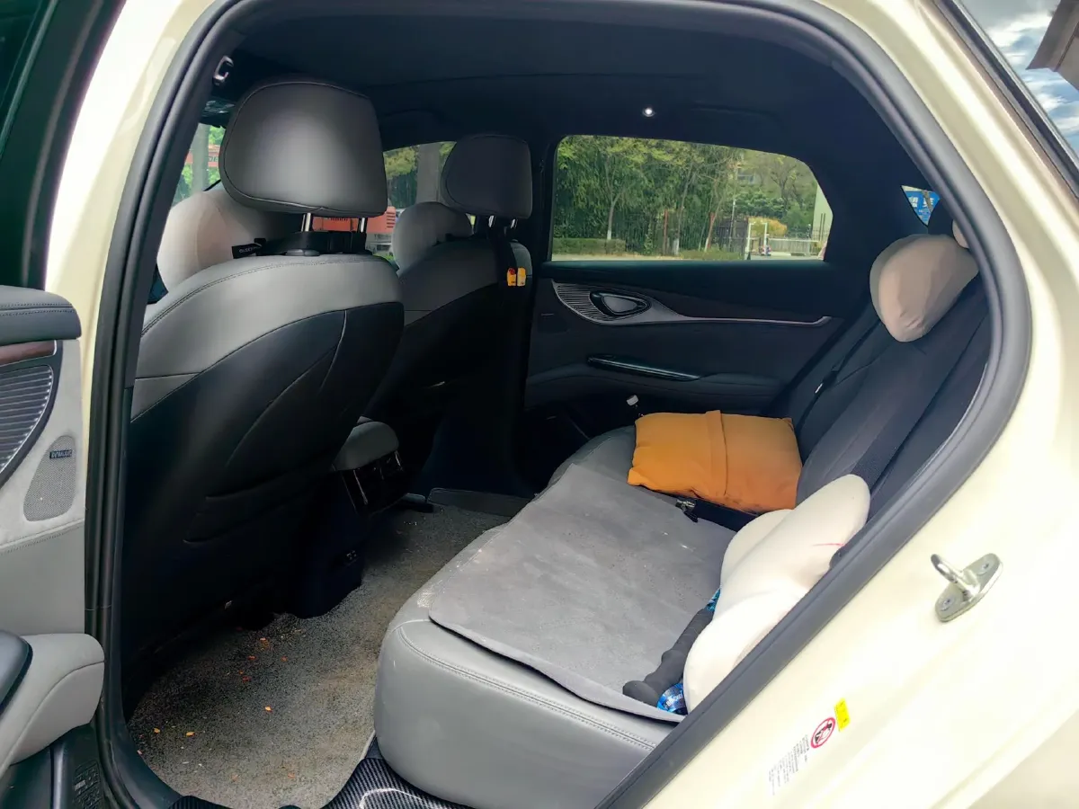 2024 BYD Seal 1.5T 139HP L4 E-CVT PHEV 17.6KWH,autocango,china used car exporter,china ev exporter,chinese used car exporter,chinese used ev exporter