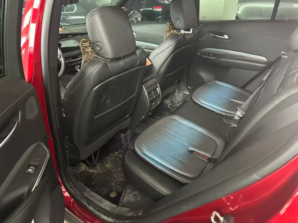 2022 Cadillac XT4 2.0T 237HP L4 9AT,autocango,china used car exporter,china ev exporter,chinese used car exporter,chinese used ev exporter