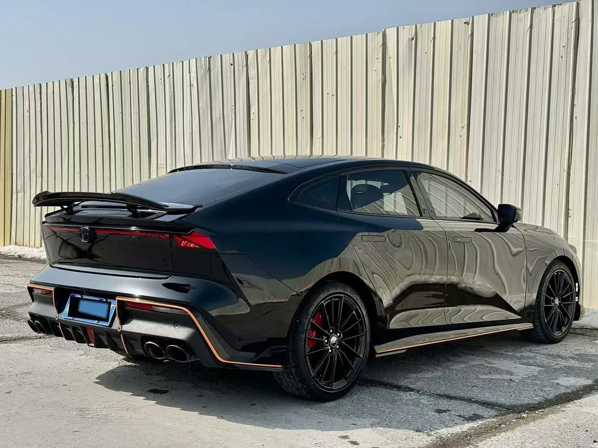 2022 ChangAn UNI-V 1.5T 188HP L4 7DCT,autocango,china used car exporter,china ev exporter,chinese used car exporter,chinese used ev exporter