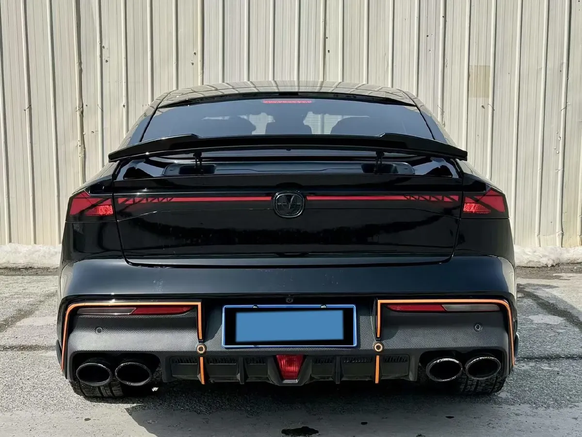 2022 ChangAn UNI-V 1.5T 188HP L4 7DCT,autocango,china used car exporter,china ev exporter,chinese used car exporter,chinese used ev exporter