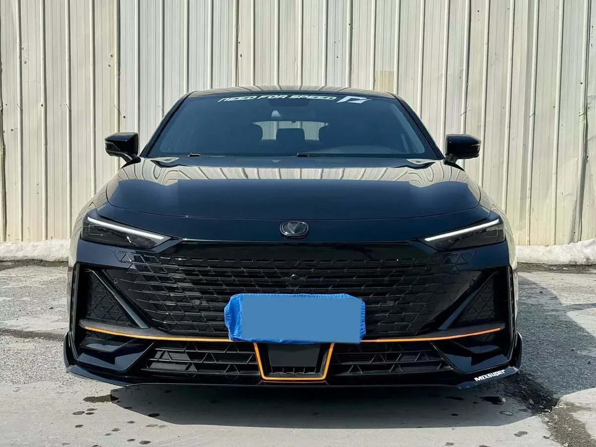 2022 ChangAn UNI-V 1.5T 188HP L4 7DCT,autocango,china used car exporter,china ev exporter,chinese used car exporter,chinese used ev exporter