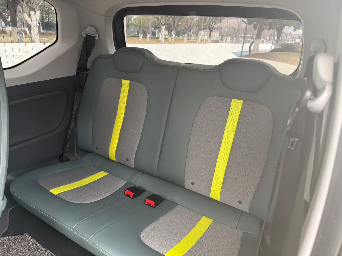 2022 WuLing HongGuang MINI EV BEV 17.3KWH,autocango,china used car exporter,china ev exporter,chinese used car exporter,chinese used ev exporter