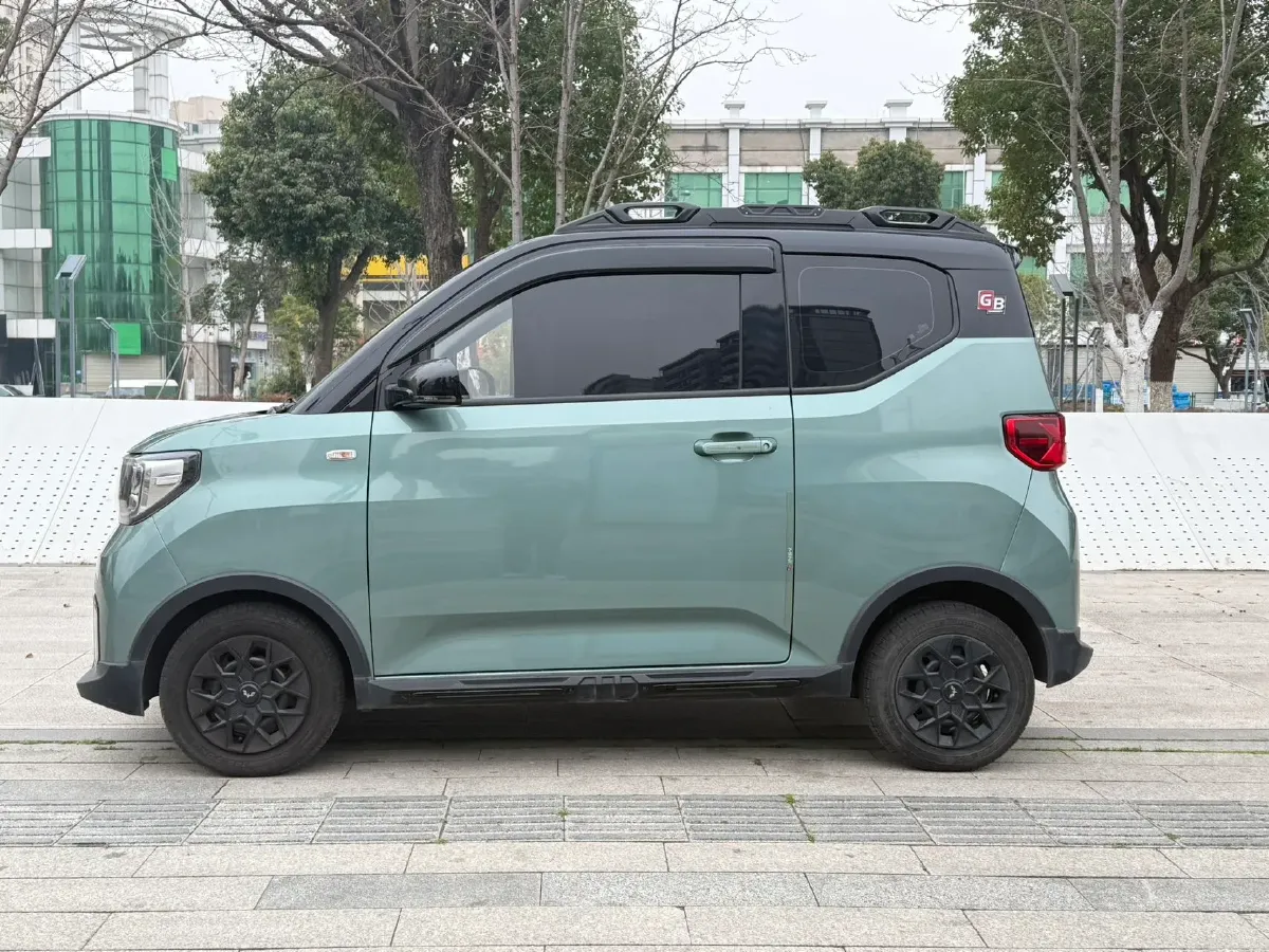 2022 WuLing HongGuang MINI EV BEV 17.3KWH,autocango,china used car exporter,china ev exporter,chinese used car exporter,chinese used ev exporter