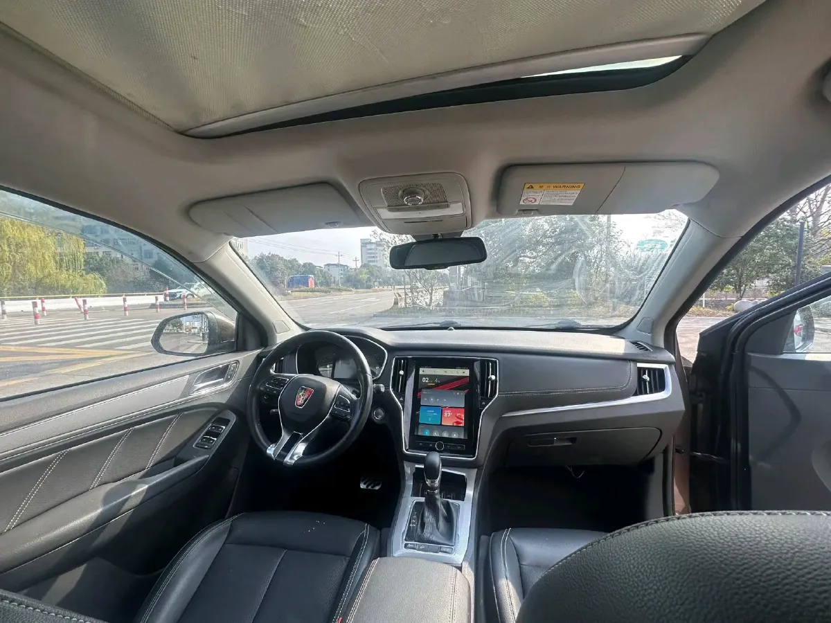 2016 Roewe RX5 2.0T 220HP L4 6DCT,autocango,china used car exporter,china ev exporter,chinese used car exporter,chinese used ev exporter