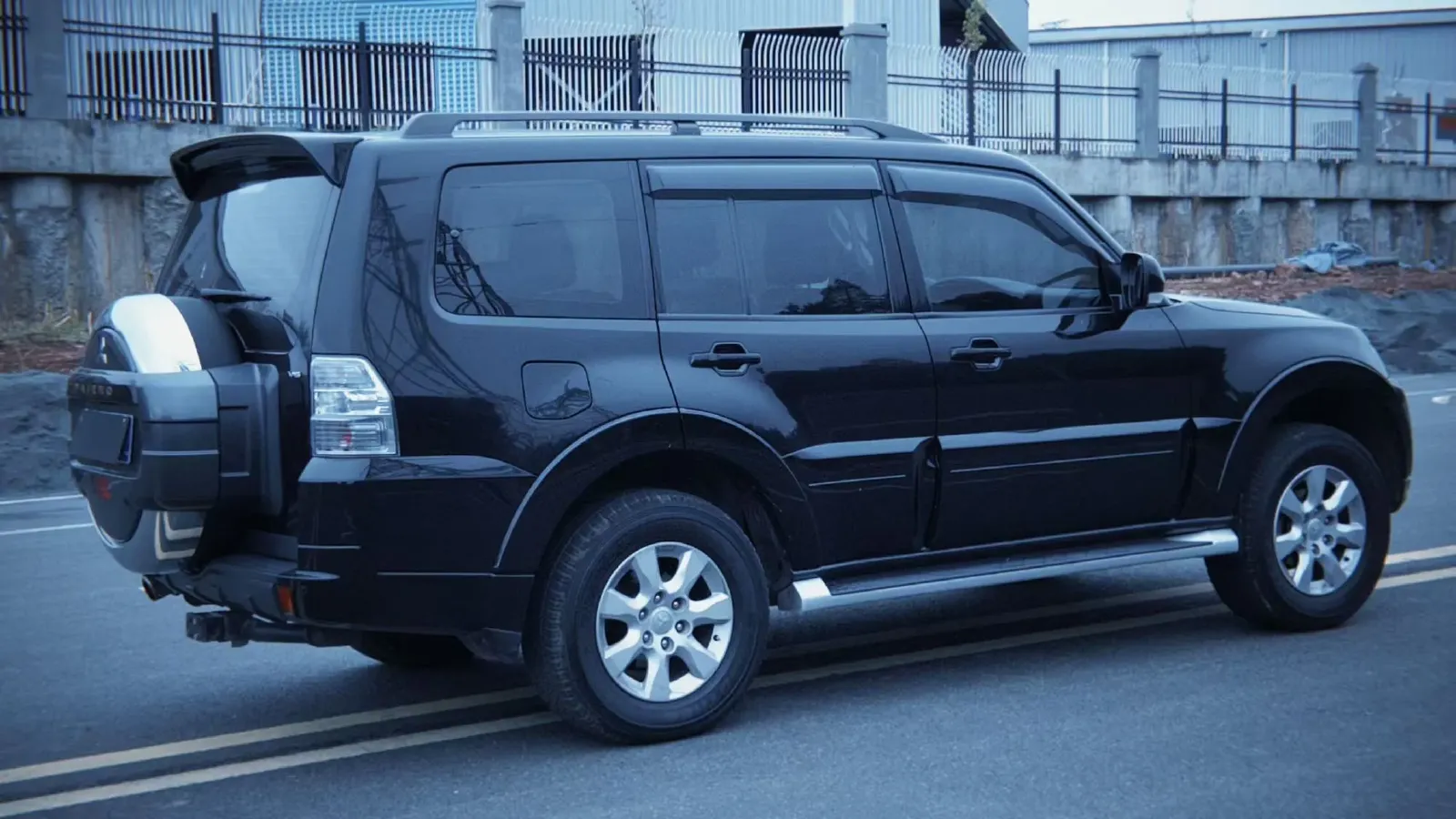 2019 Mitsubishi Pajero 3.0L 174HP V6 5AT,autocango,china used car exporter,china ev exporter,chinese used car exporter,chinese used ev exporter