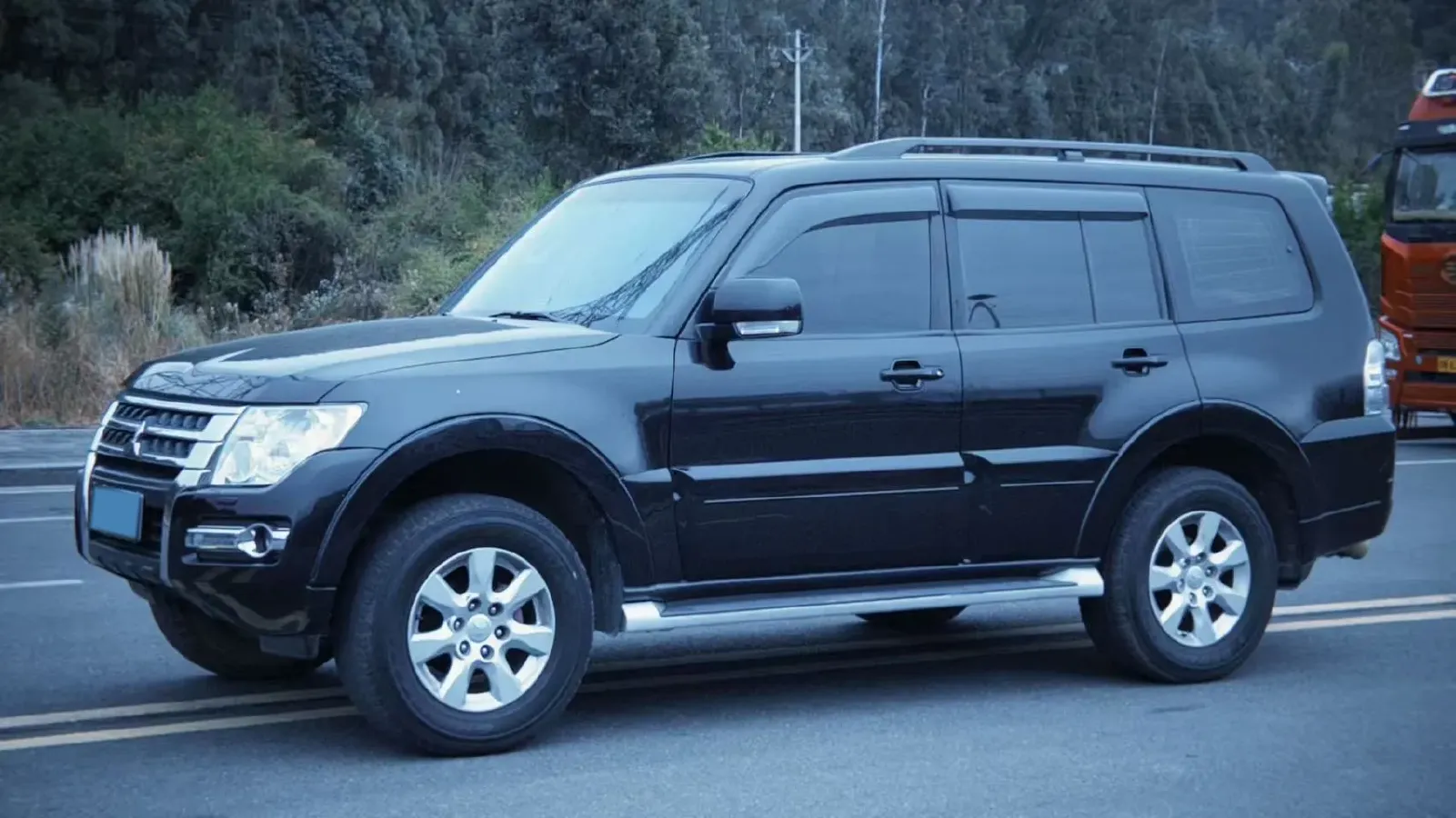 2019 Mitsubishi Pajero 3.0L 174HP V6 5AT,autocango,china used car exporter,china ev exporter,chinese used car exporter,chinese used ev exporter