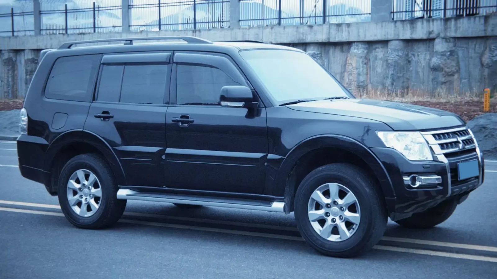 2019 Mitsubishi Pajero 3.0L 174HP V6 5AT,autocango,china used car exporter,china ev exporter,chinese used car exporter,chinese used ev exporter