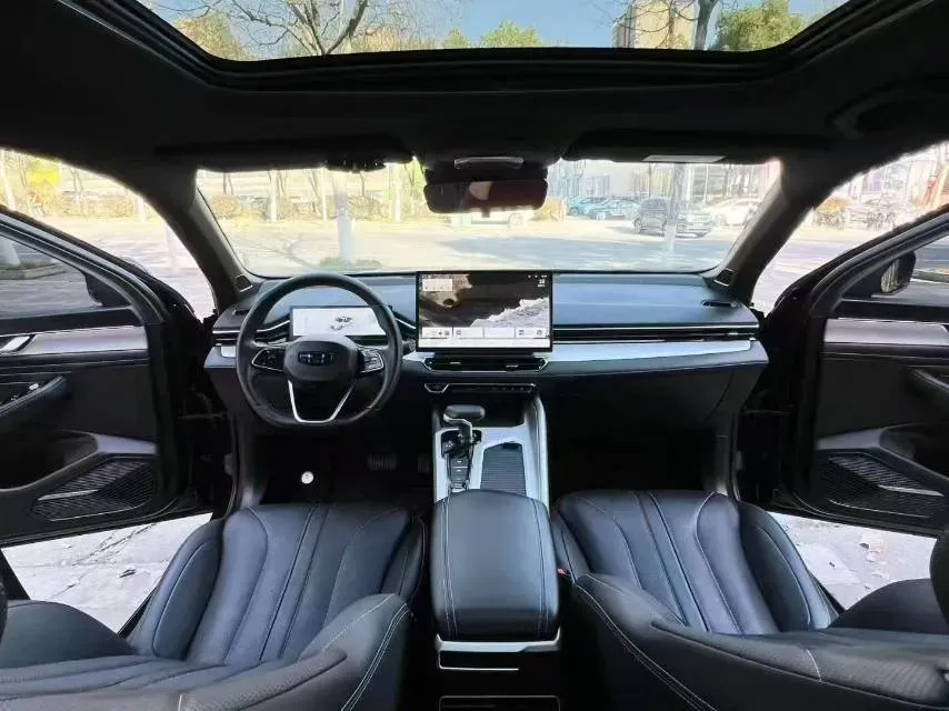 2023 Geely Preface 1.5T 181HP L4 7DCT,autocango,china used car exporter,china ev exporter,chinese used car exporter,chinese used ev exporter