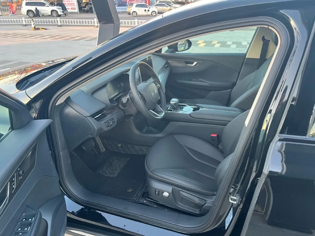 2023 HongQi E-QM5 BEV 54KWH,autocango,china used car exporter,china ev exporter,chinese used car exporter,chinese used ev exporter