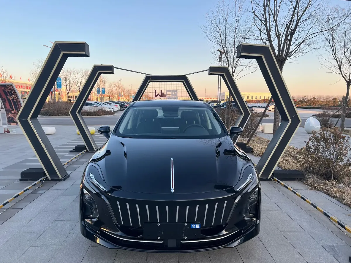 2023 HongQi E-QM5 BEV 54KWH,autocango,china used car exporter,china ev exporter,chinese used car exporter,chinese used ev exporter