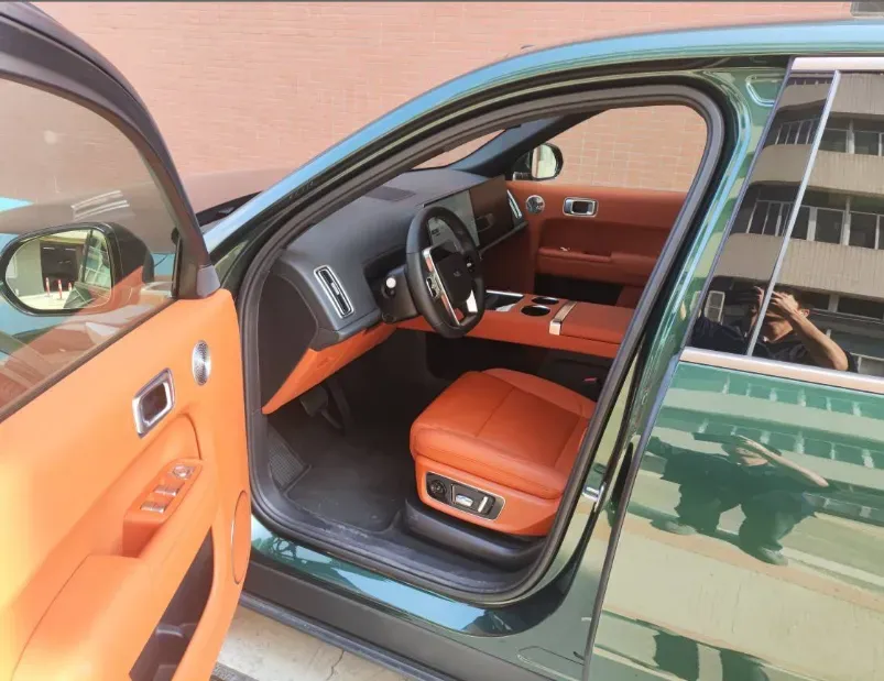 2025 Li L9 Range Extended 154HP REEV,autocango,china used car exporter,china ev exporter,chinese used car exporter,chinese used ev exporter