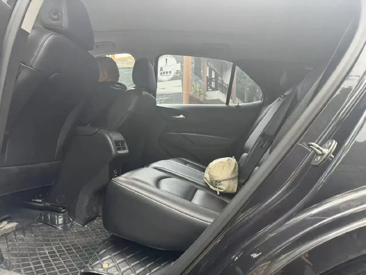 2021 Chevrolet Equinox 1.5T 169HP L4 6AT,autocango,china used car exporter,china ev exporter,chinese used car exporter,chinese used ev exporter