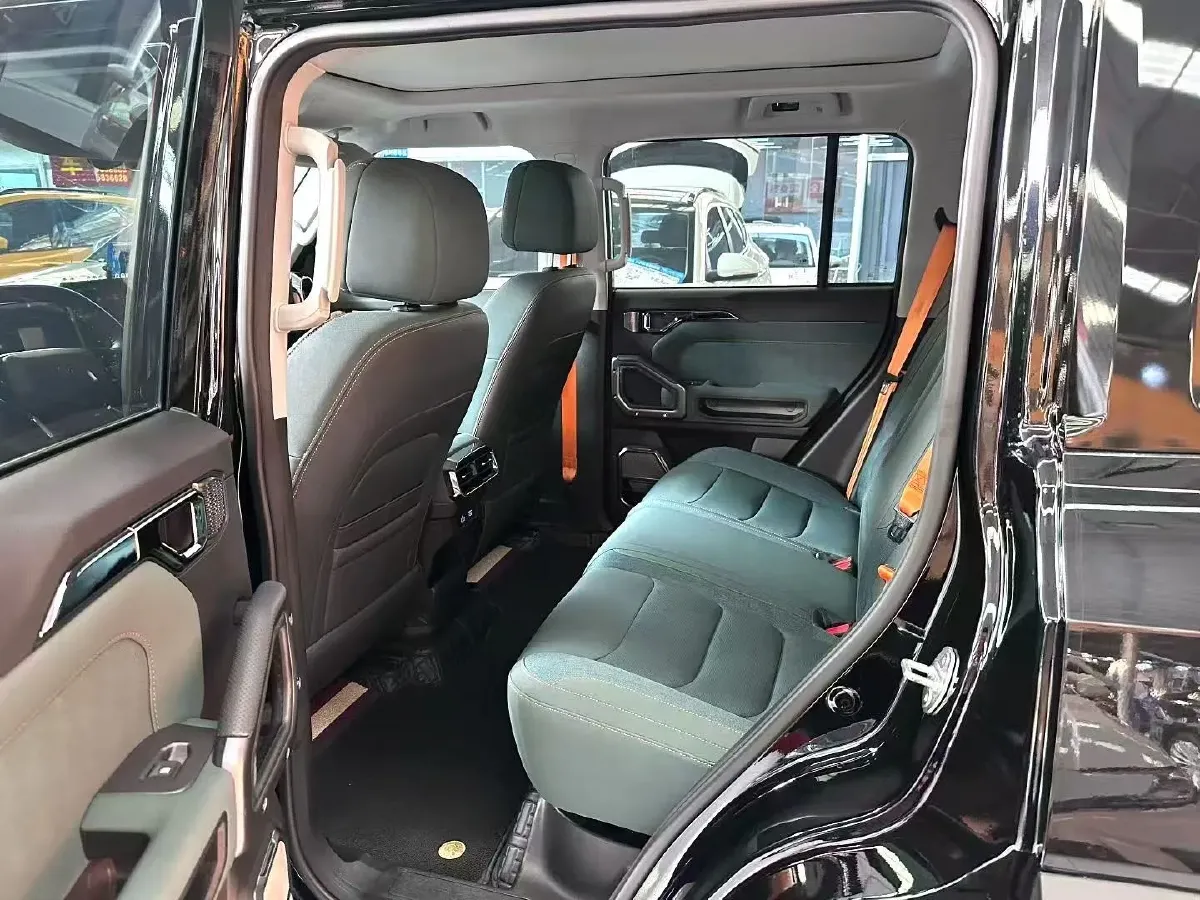 2023 Jetour Traveller 1.5T 184HP L4 7DCT,autocango,china used car exporter,china ev exporter,chinese used car exporter,chinese used ev exporter