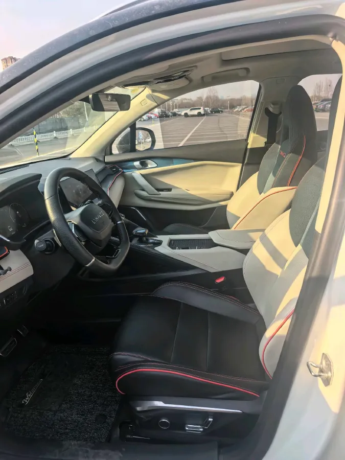 2020 LYNK&CO 06 1.5T 177HP L3 7DCT,autocango,china used car exporter,china ev exporter,chinese used car exporter,chinese used ev exporter