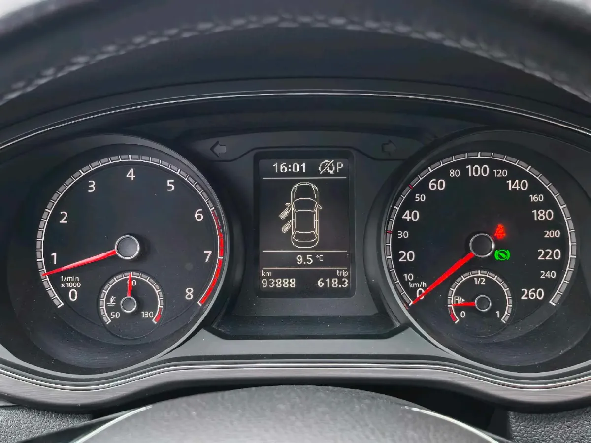 2017 Volkswagen Passat 1.8T 180HP L4 7DCT,autocango,china used car exporter,china ev exporter,chinese used car exporter,chinese used ev exporter