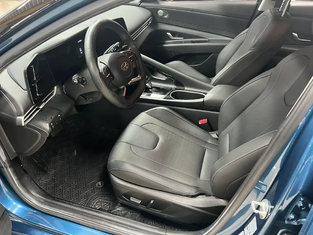 2021 Hyundai Elantra 1.5L 115HP L4 CVT,autocango,china used car exporter,china ev exporter,chinese used car exporter,chinese used ev exporter