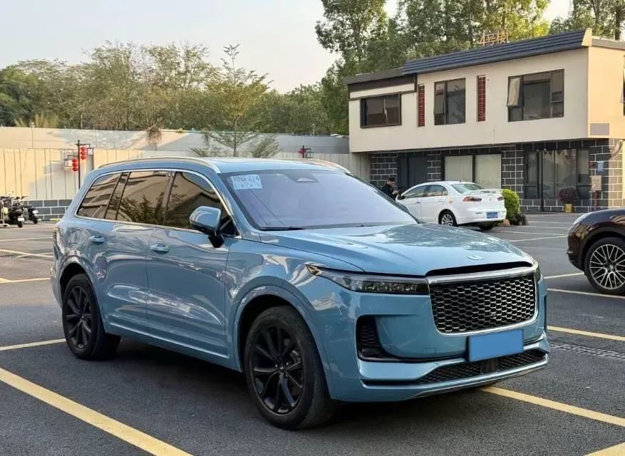 2021 Li ONE Range Extended 131HP REEV 40.5KWH,autocango,china used car exporter,china ev exporter,chinese used car exporter,chinese used ev exporter