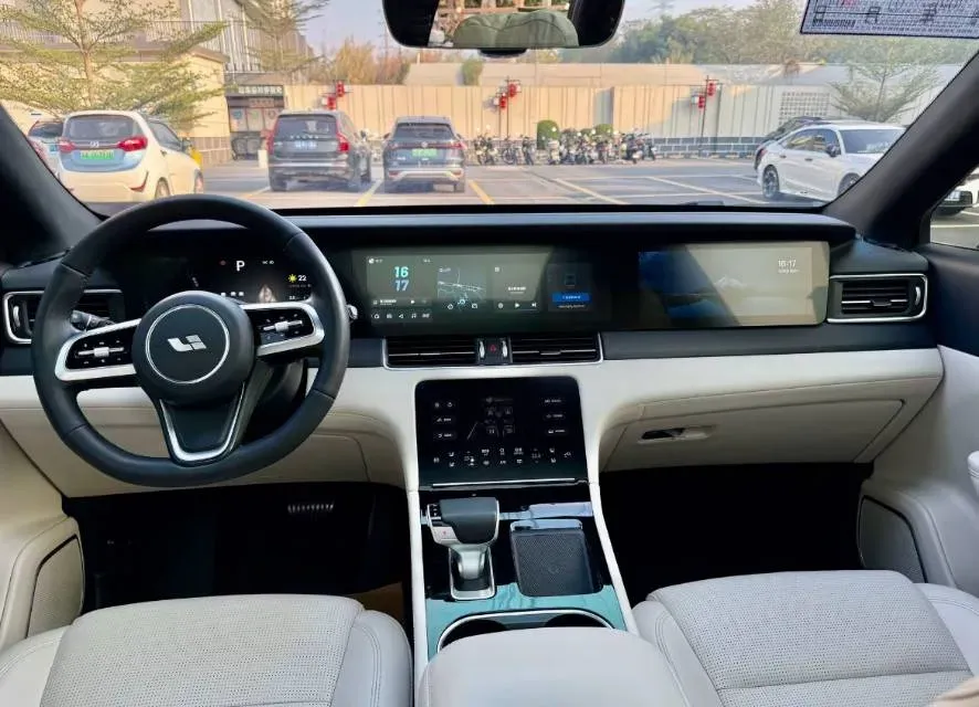 2021 Li ONE Range Extended 131HP REEV 40.5KWH,autocango,china used car exporter,china ev exporter,chinese used car exporter,chinese used ev exporter