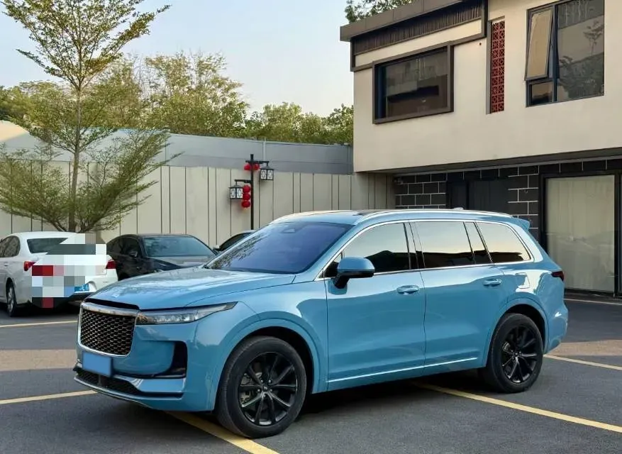 2021 Li ONE Range Extended 131HP REEV 40.5KWH,autocango,china used car exporter,china ev exporter,chinese used car exporter,chinese used ev exporter