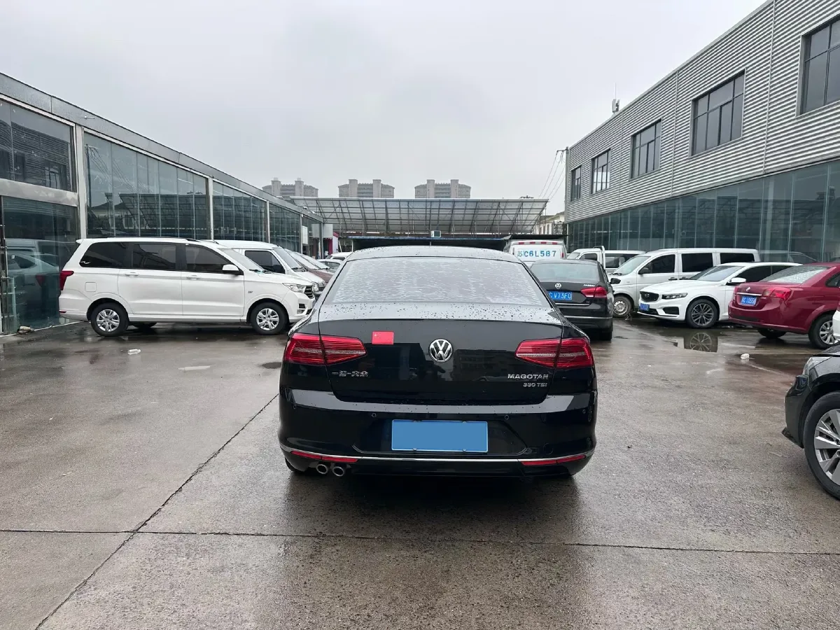 2018 Volkswagen Magotan 1.8T 180HP L4 7DCT,autocango,china used car exporter,china ev exporter,chinese used car exporter,chinese used ev exporter