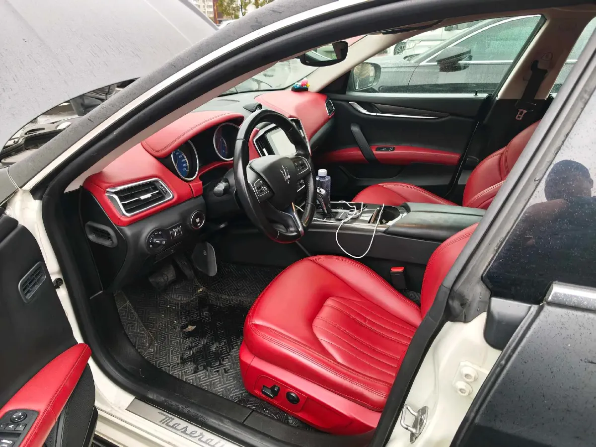 2019 Maserati Ghibli 3.0T 350HP V6 8AT,autocango,china used car exporter,china ev exporter,chinese used car exporter,chinese used ev exporter