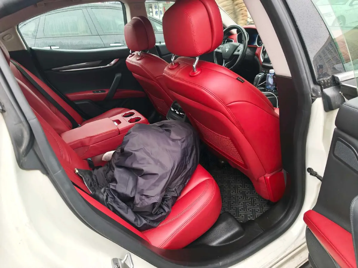 2019 Maserati Ghibli 3.0T 350HP V6 8AT,autocango,china used car exporter,china ev exporter,chinese used car exporter,chinese used ev exporter