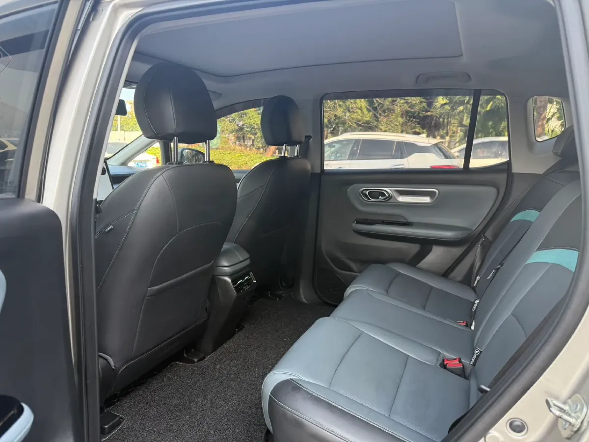 2023 MAXUS Interstellar 2.0T 143HP L4 6AT,autocango,china used car exporter,china ev exporter,chinese used car exporter,chinese used ev exporter