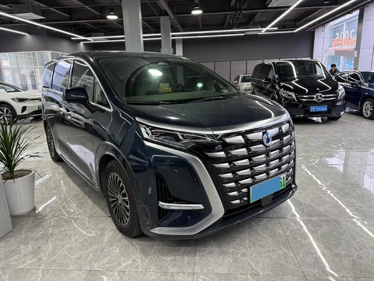 2023 Denza D9 1.5T 139HP L4 E-CVT PHEV 20.39KWH,autocango,china used car exporter,china ev exporter,chinese used car exporter,chinese used ev exporter