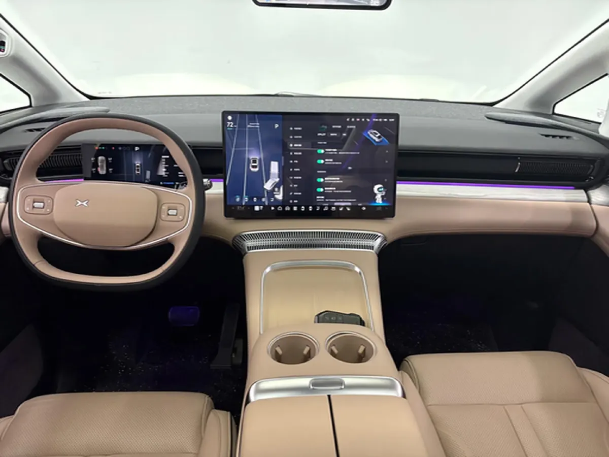 2024 Xpeng X9 BEV 84.5KWH,autocango,china used car exporter,china ev exporter,chinese used car exporter,chinese used ev exporter