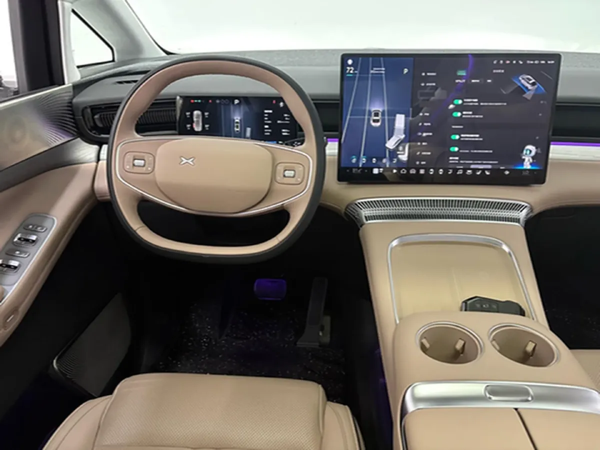 2024 Xpeng X9 BEV 84.5KWH,autocango,china used car exporter,china ev exporter,chinese used car exporter,chinese used ev exporter