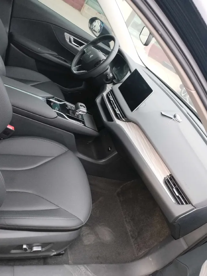 2023 HongQi E-QM5 BEV 82KWH,autocango,china used car exporter,china ev exporter,chinese used car exporter,chinese used ev exporter