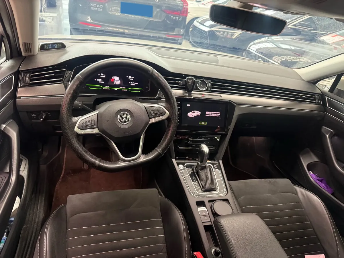 2020 Volkswagen Magotan 2.0T 186HP L4 7DCT,autocango,china used car exporter,china ev exporter,chinese used car exporter,chinese used ev exporter