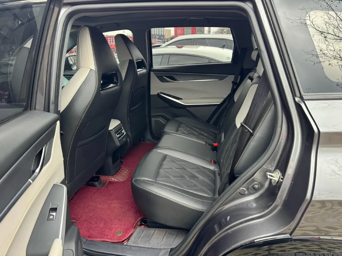 2023 ChangAn CS75 Plus 1.5T 188HP L4 8AT,autocango,china used car exporter,china ev exporter,chinese used car exporter,chinese used ev exporter