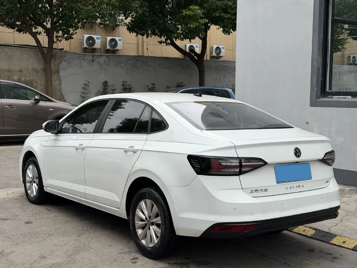 2023 Volkswagen Lavida 1.5L 110HP L4 6AT,autocango,china used car exporter,china ev exporter,chinese used car exporter,chinese used ev exporter